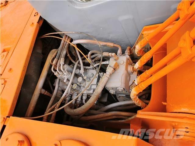 Hitachi ZX60 Kāpurķēžu ekskavatori