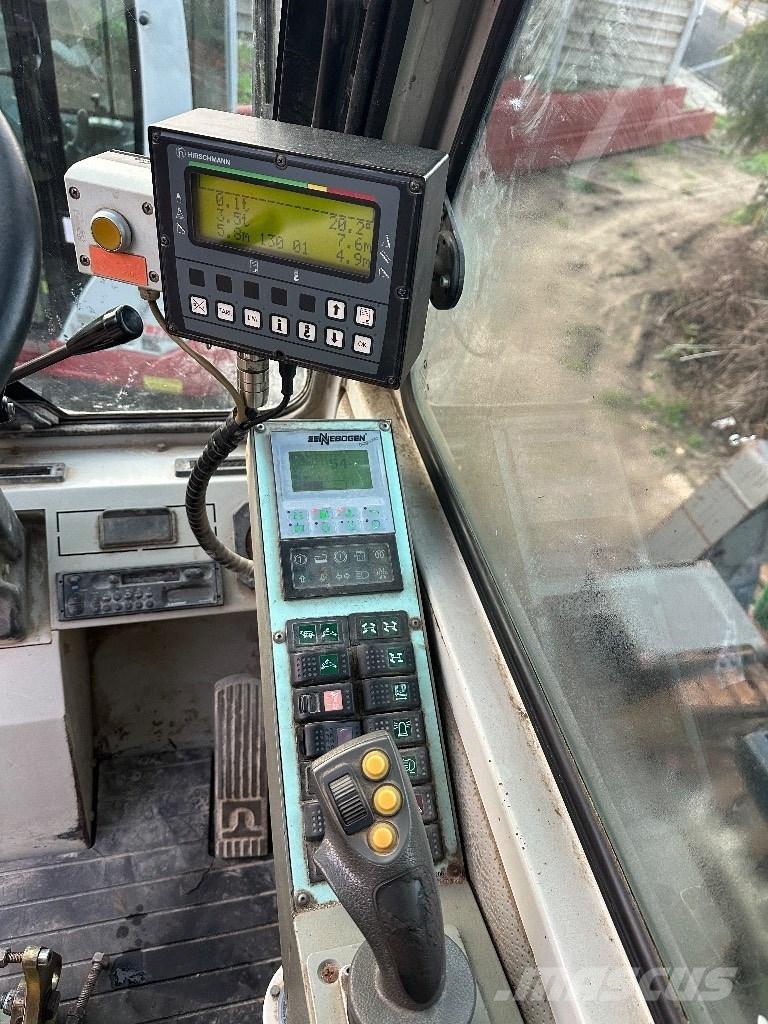 Sennebogen 613 Visurgājēji celtņi