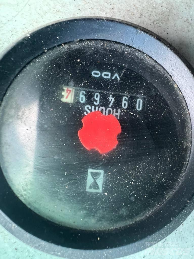 Sennebogen 850 M Industriālie iekrāvēji