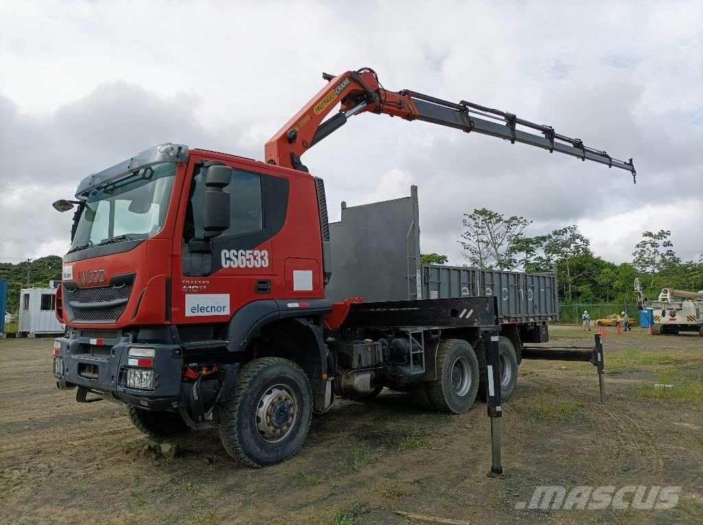 Iveco Trakker 410 Smagās mašīnas ar celtni
