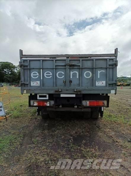 Iveco Trakker 410 Smagās mašīnas ar celtni