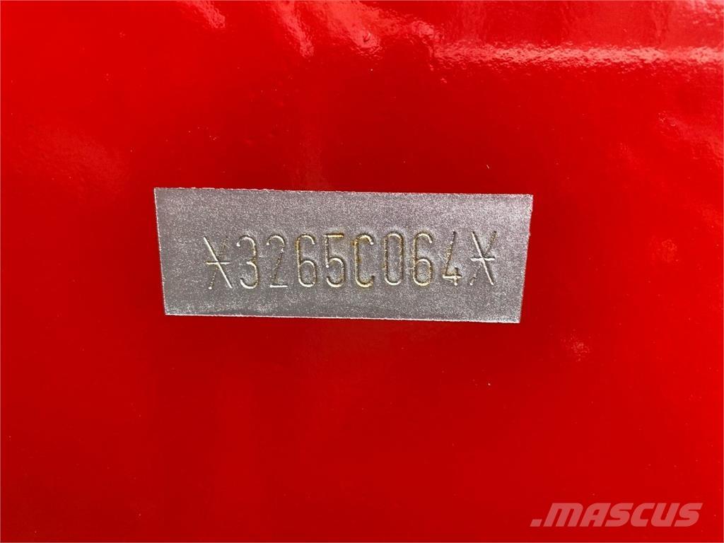 Schäffer 2630 SLT Lietoti riteņu kompaktiekrāvēji