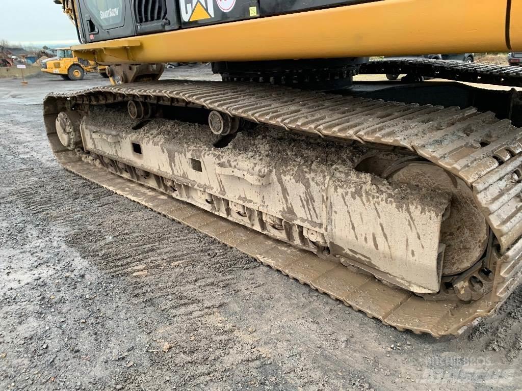 CAT 329 D Kāpurķēžu ekskavatori