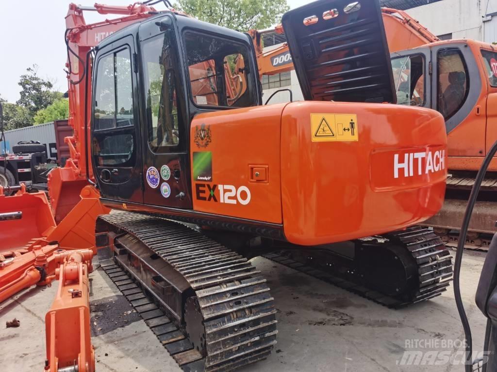 Hitachi EX 120-5 Kāpurķēžu ekskavatori