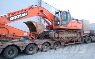 Doosan DX 380 LC Kāpurķēžu ekskavatori