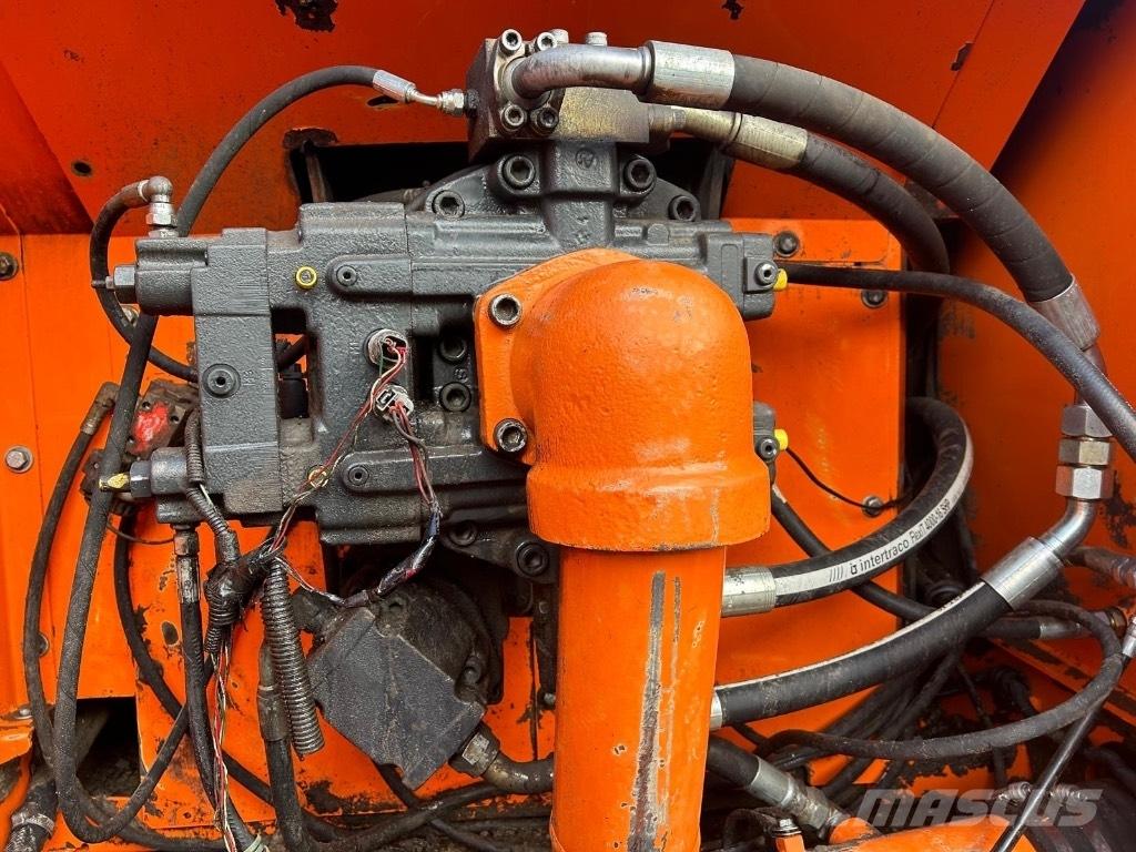 Doosan DX 380 LC Kāpurķēžu ekskavatori