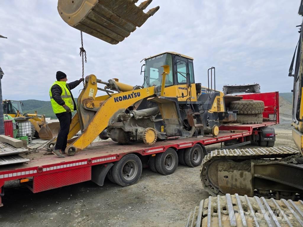 Komatsu WA 470-5H Strēles un kausi