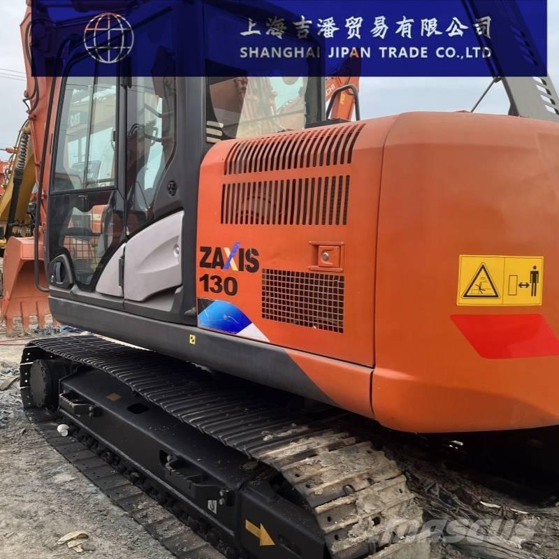 Hitachi ZX 130 Kāpurķēžu ekskavatori