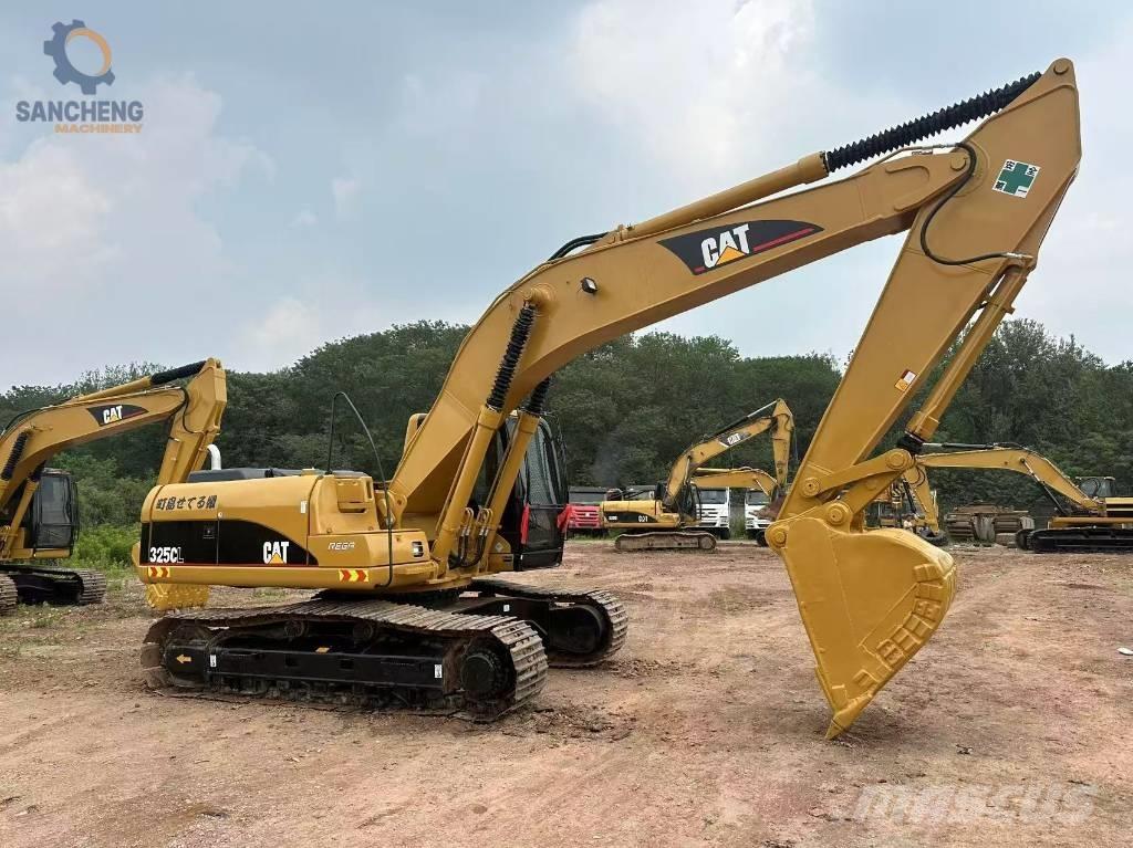CAT 325 CL Kāpurķēžu ekskavatori