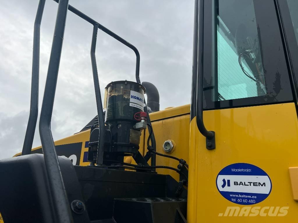 Komatsu WA 380-8E0 Iekrāvēji uz riteņiem