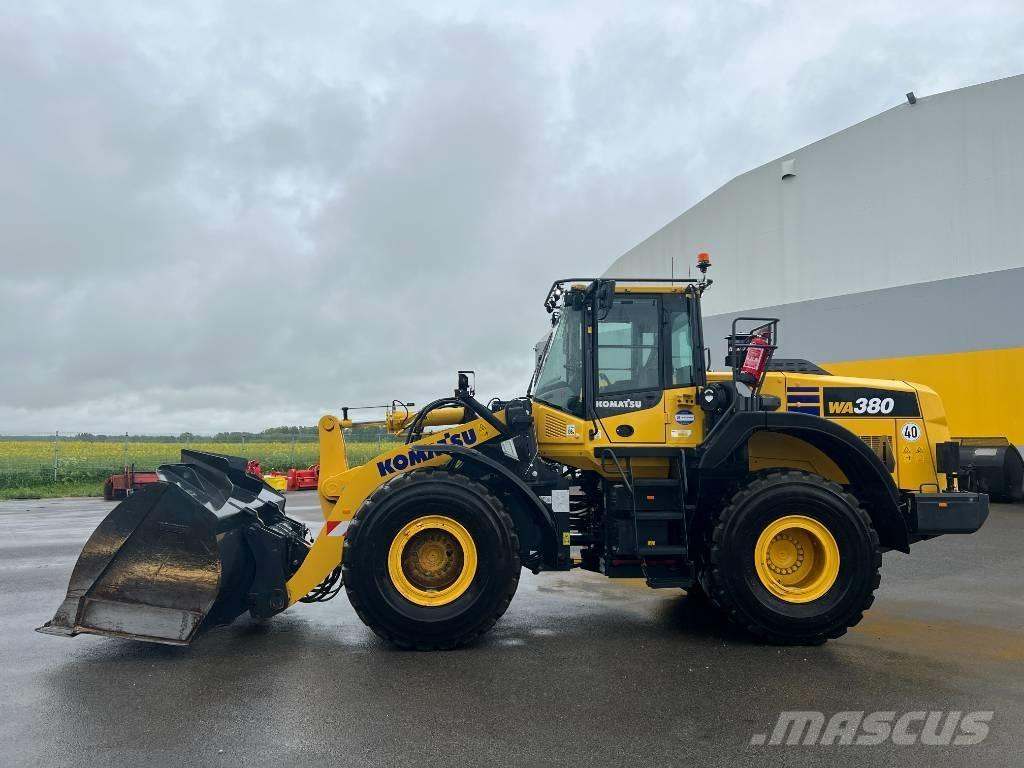 Komatsu WA 380-8E0 Iekrāvēji uz riteņiem