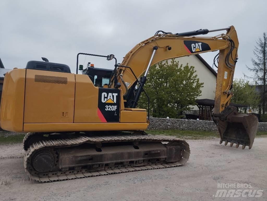 CAT 320 FL Kāpurķēžu ekskavatori