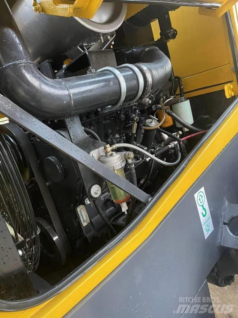 Komatsu WA 380 Iekrāvēji uz riteņiem