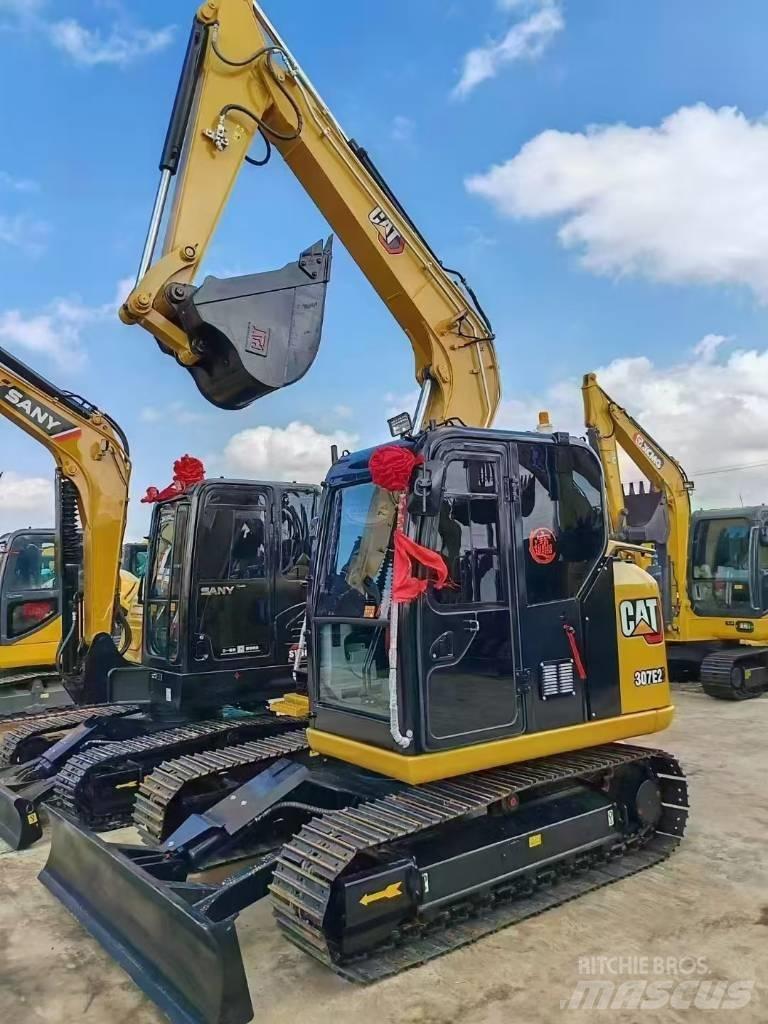 CAT 307E2 Kāpurķēžu ekskavatori
