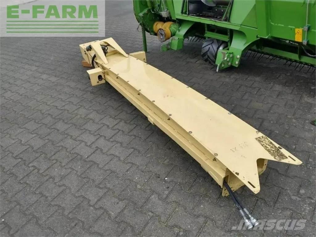 Krone big x 630 Lopbarības novācēji