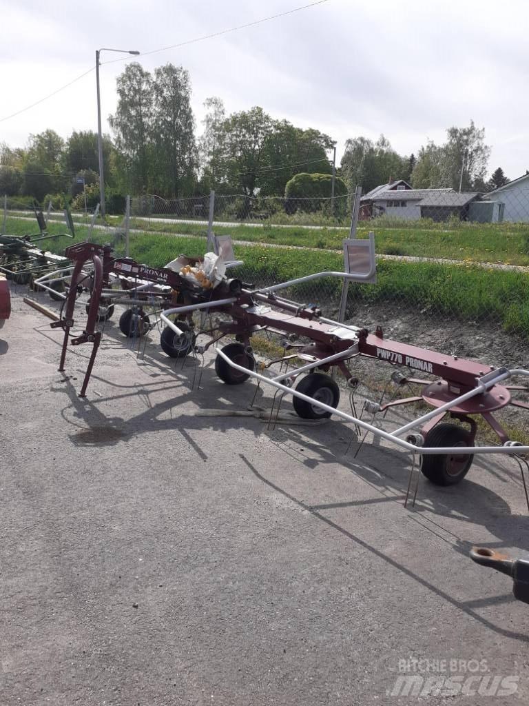 Pronar PWP 770 Grābekļi un siena ārdītāji