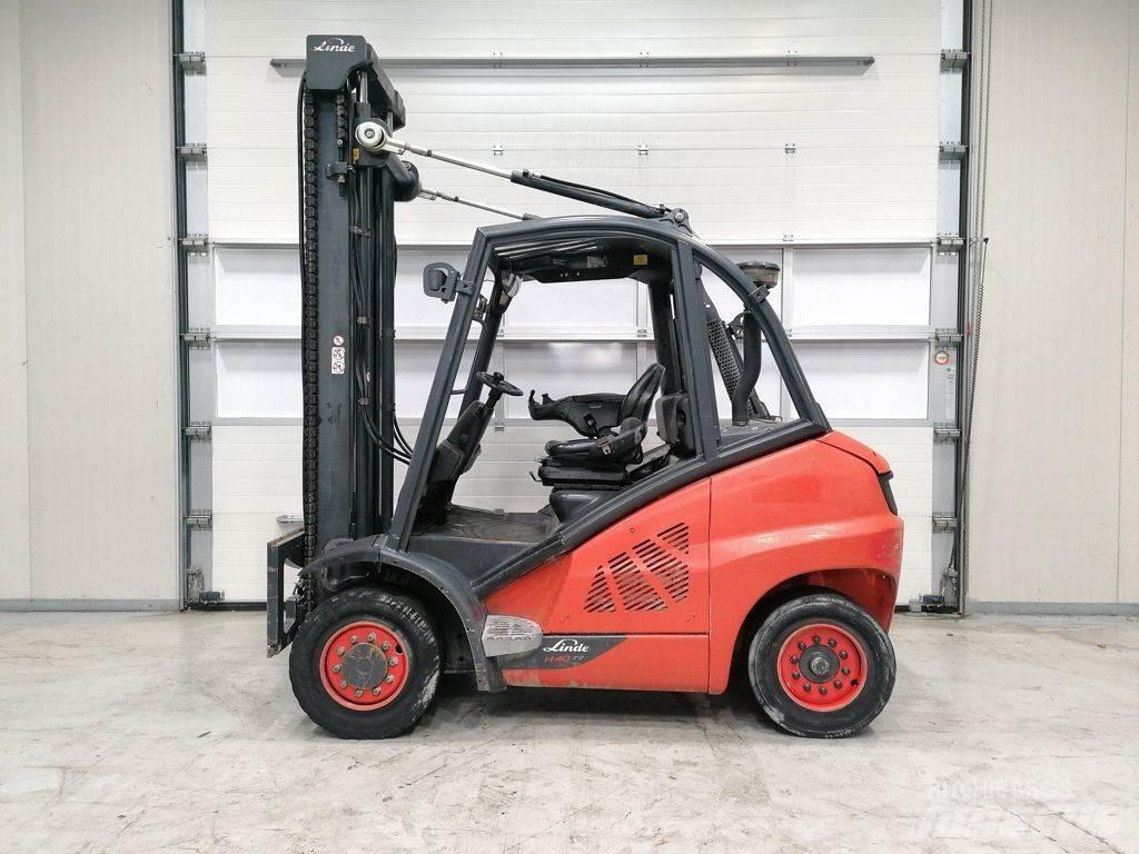 Linde H40D-02 Tehnika ar dīzeļa dzinēju