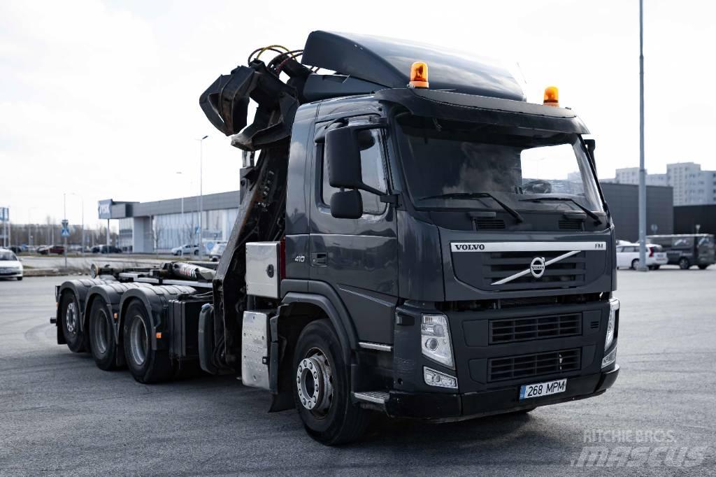 Volvo FM 410 Treileri ar āķi