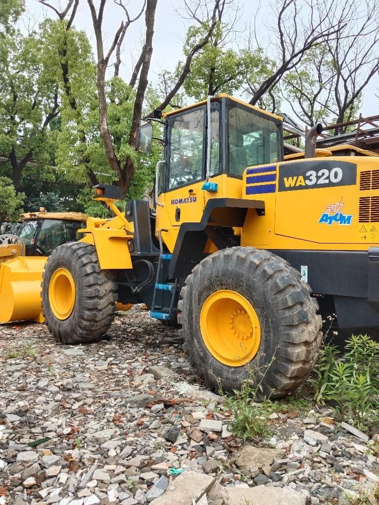 Komatsu WA 320-5 Iekrāvēji uz riteņiem