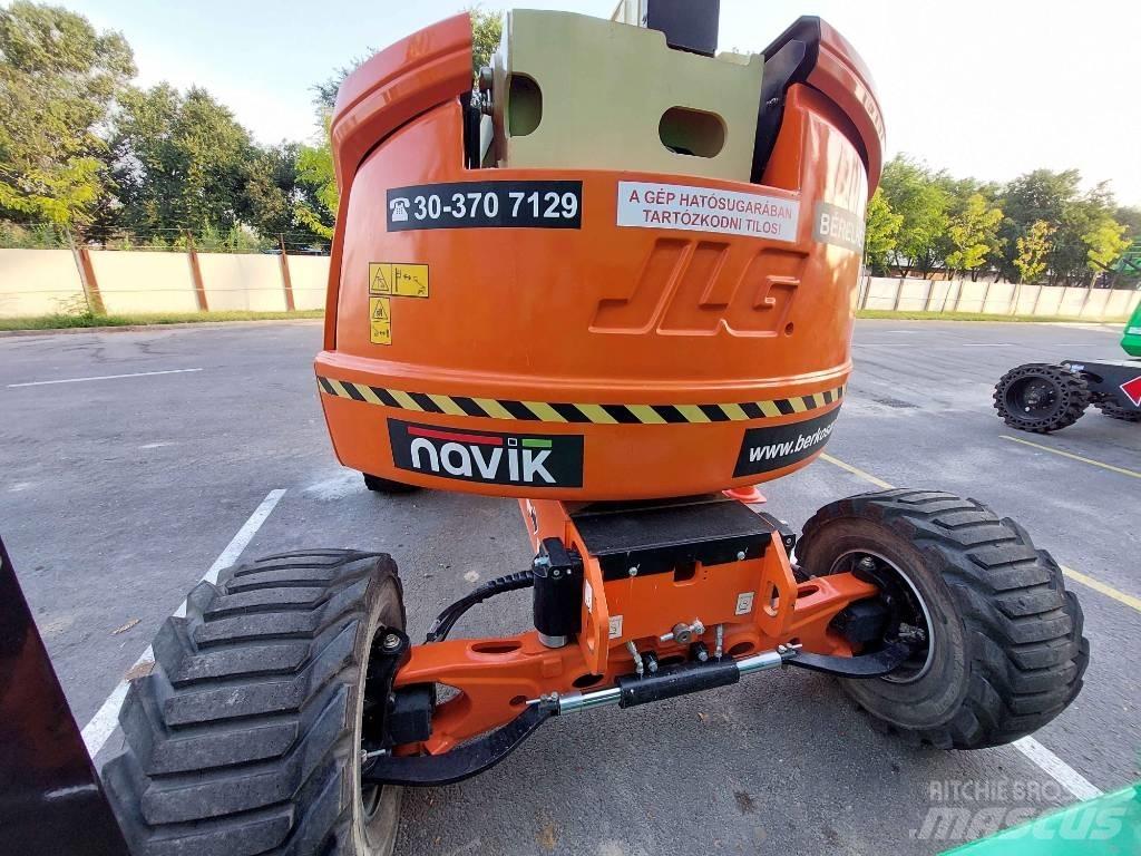 JLG 520 AJ Strēles pacēlāji