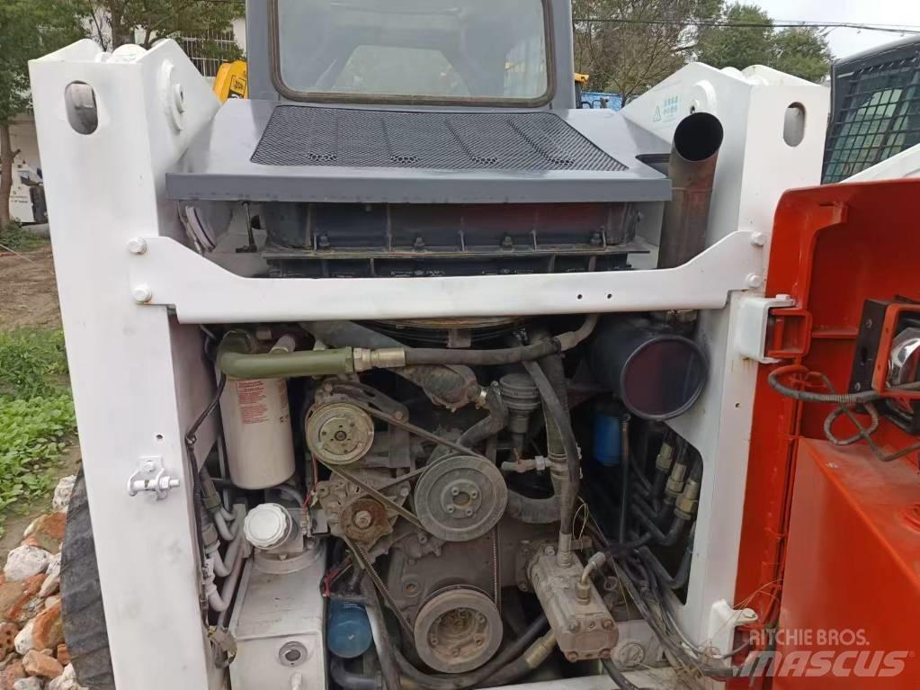 Bobcat S 590 Lietoti riteņu kompaktiekrāvēji