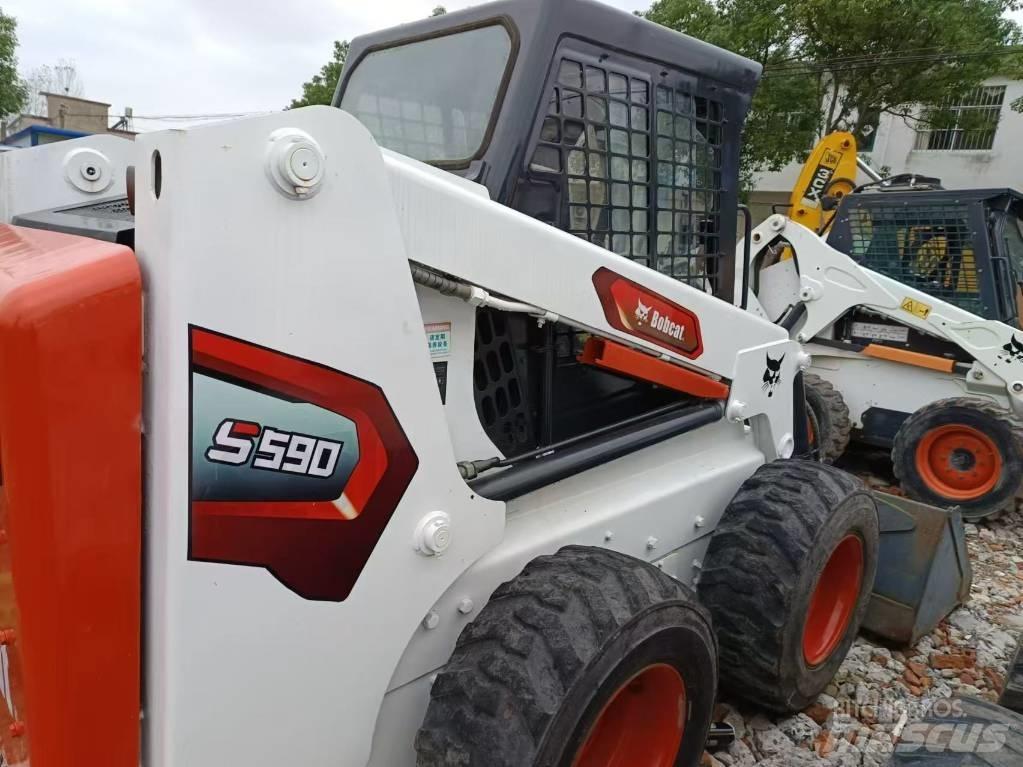 Bobcat S 590 Lietoti riteņu kompaktiekrāvēji
