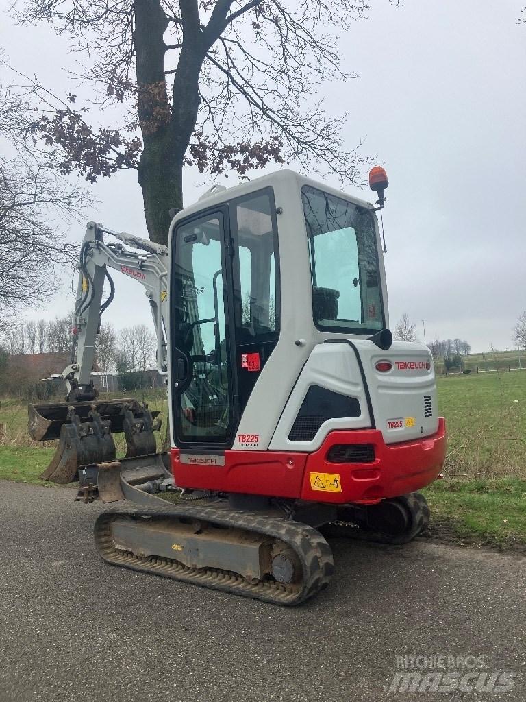 Takeuchi TB225 extra Mini ekskavatori < 7 t