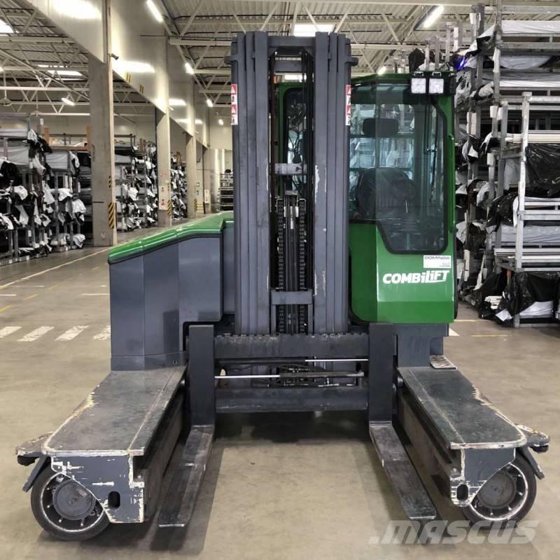 Combilift C 4000 ET Četru virzienu krāvēji