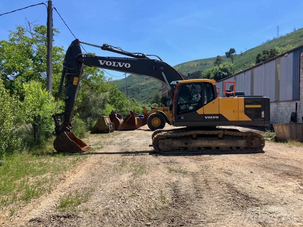 Volvo EC 220 E Kāpurķēžu ekskavatori