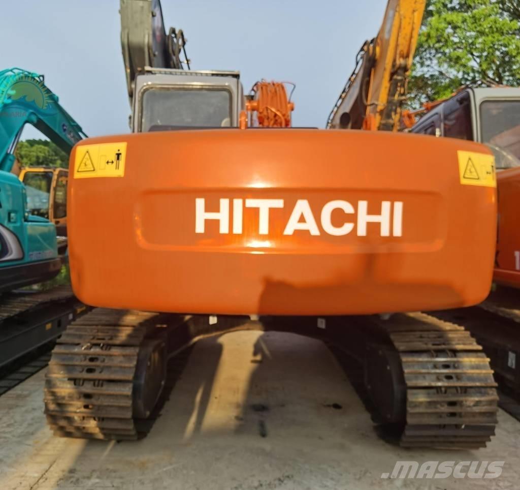 Hitachi EX 120 Kāpurķēžu ekskavatori