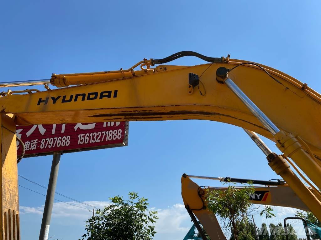 Hyundai 210w Ekskavatori uz riteņiem