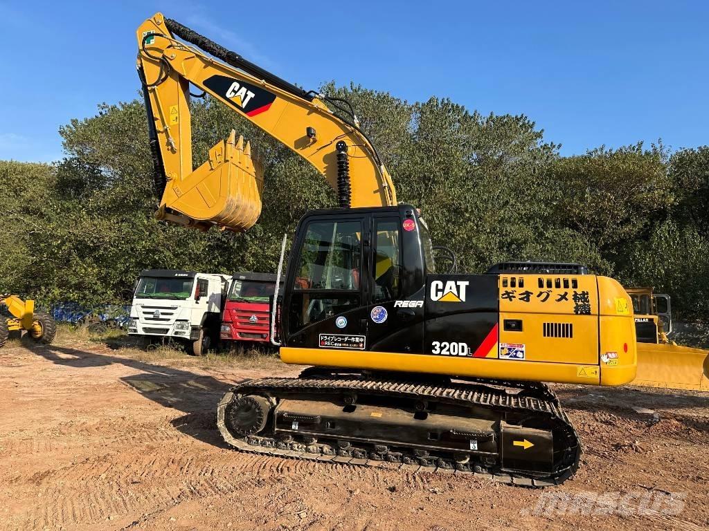 CAT 320D Kāpurķēžu ekskavatori