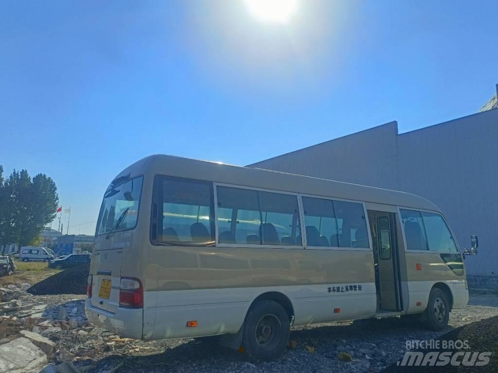 Toyota Coaster Bus Mikroautobusi