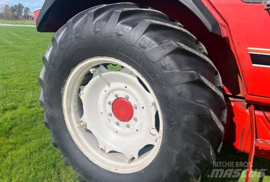 Case IH 844 XL Traktori