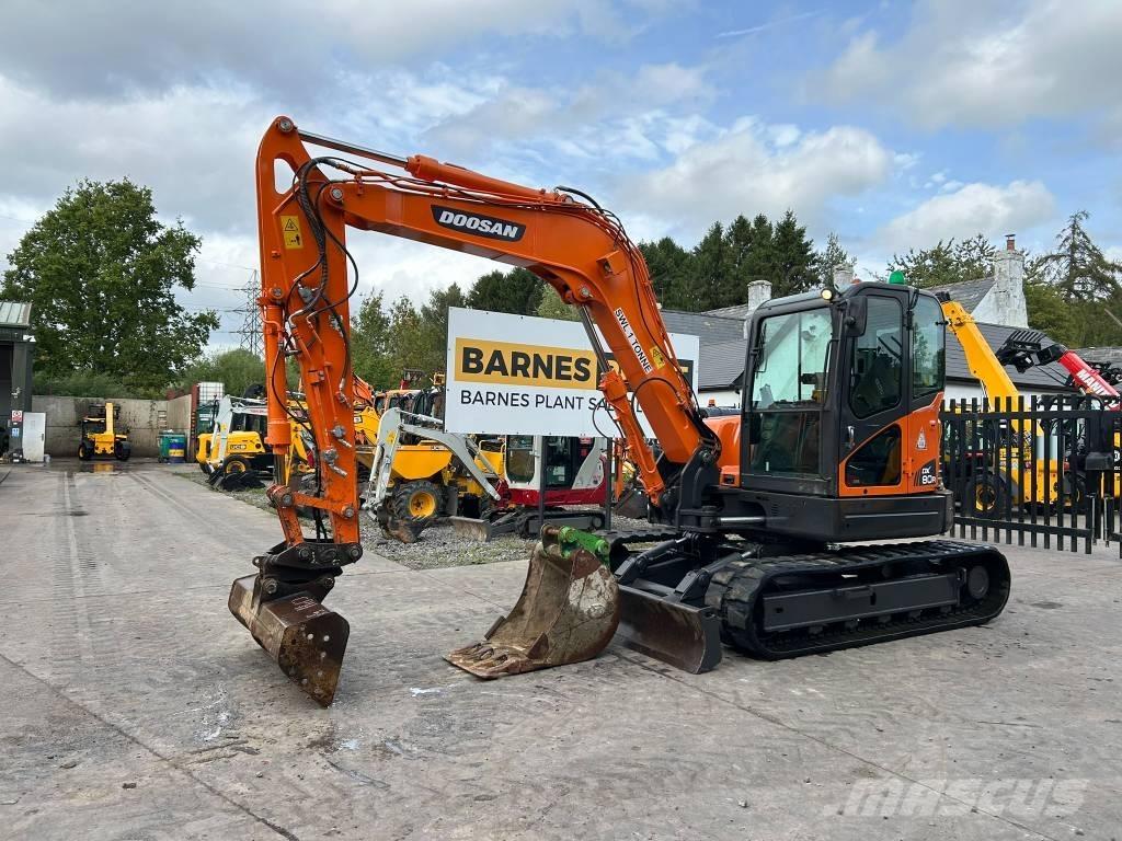 Doosan DX 80 R Vidēja lieluma ekskavatori 7 t - 12 t