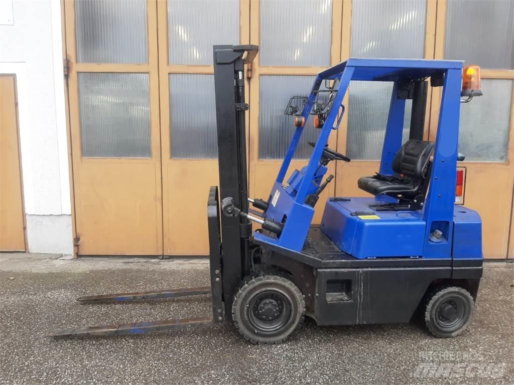 Nissan EH01A15U Lauksaimniecība- Citi