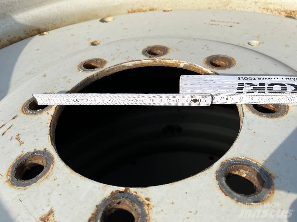 Michelin 600/65-38 Cits traktoru papildaprīkojums
