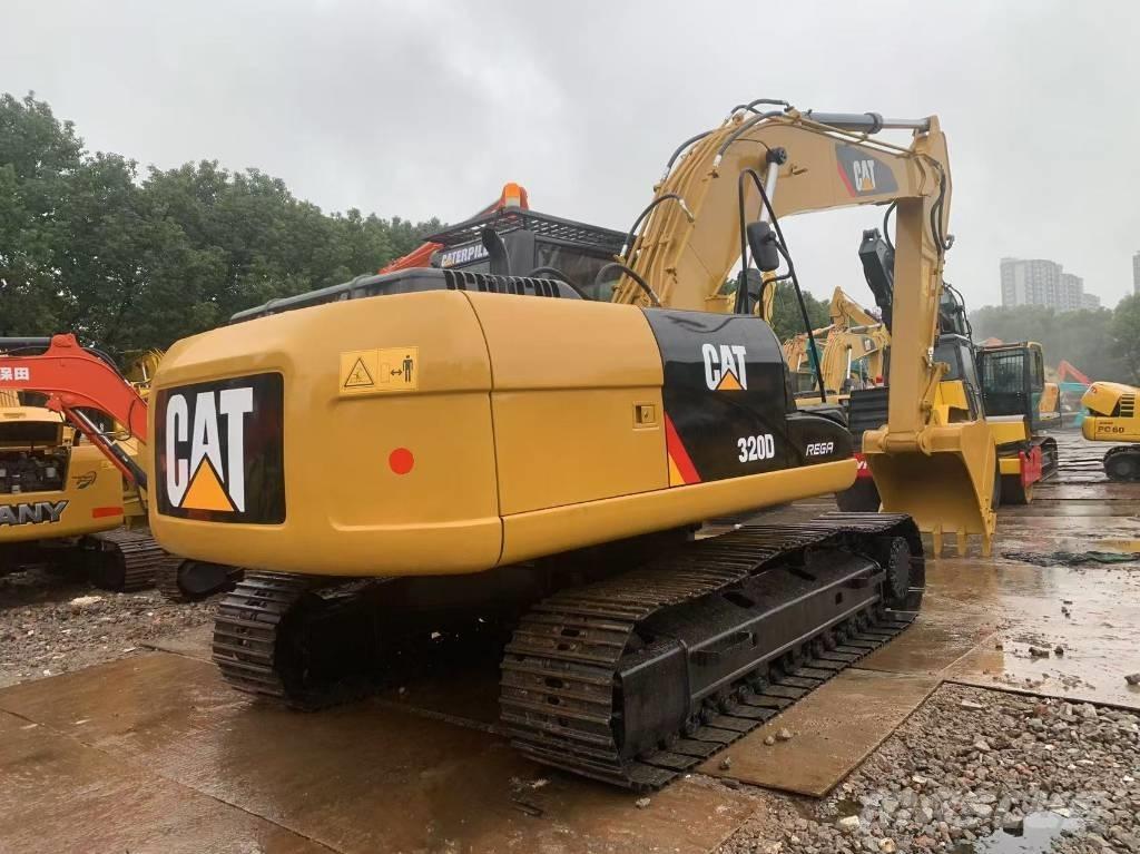 CAT 320 D Kāpurķēžu ekskavatori