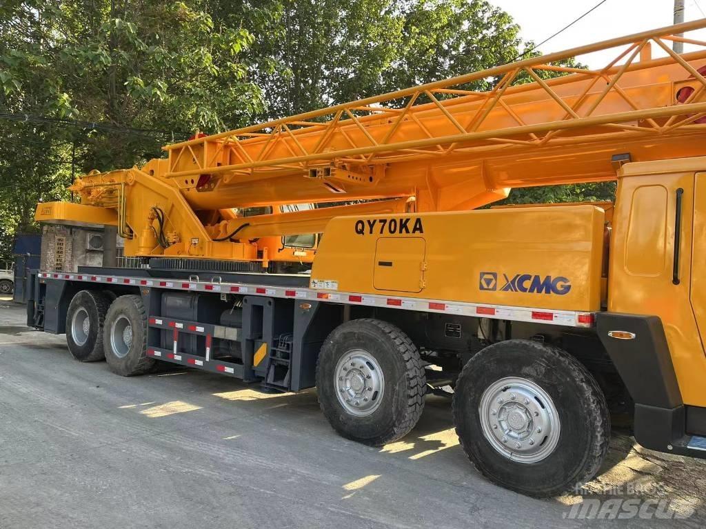 XCMG QY70K-II Visurgājēji celtņi