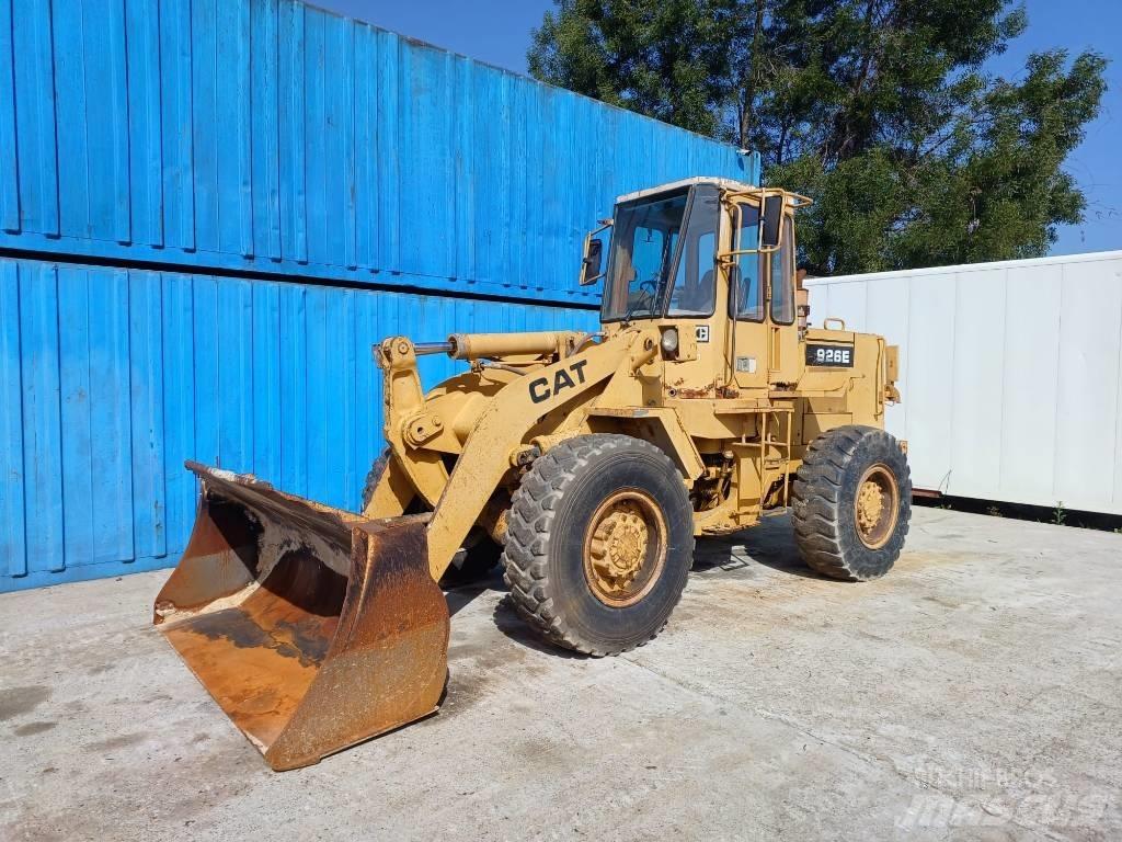 CAT 926 E Iekrāvēji uz riteņiem