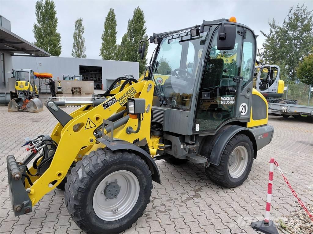 Wacker Neuson WL38 Iekrāvēji uz riteņiem
