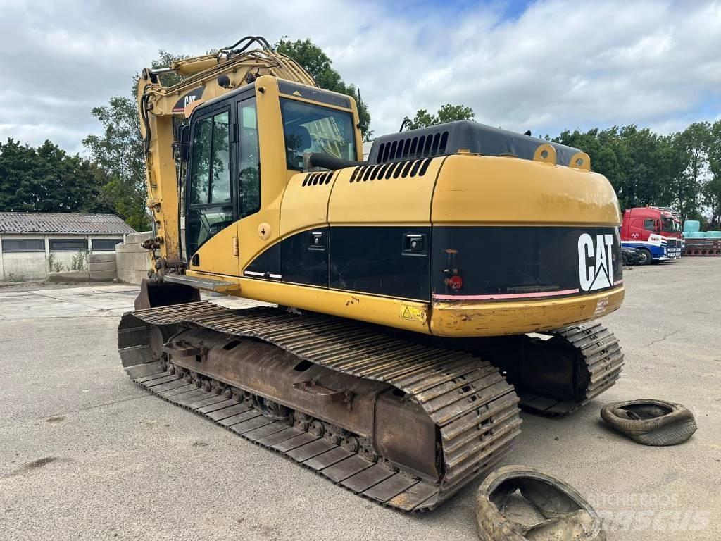 CAT 318 C L Kāpurķēžu ekskavatori