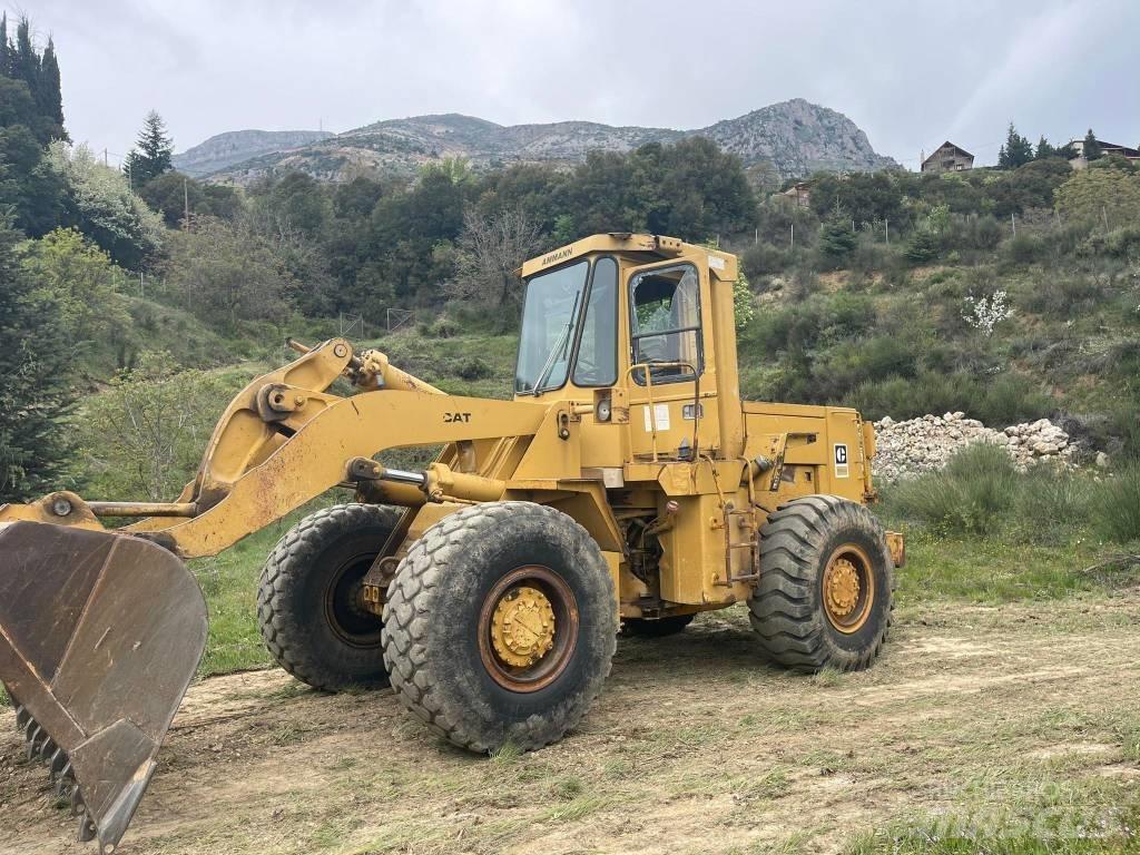 CAT 950B Iekrāvēji uz riteņiem