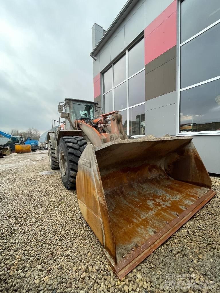 Hitachi ZW 310-6 Iekrāvēji uz riteņiem