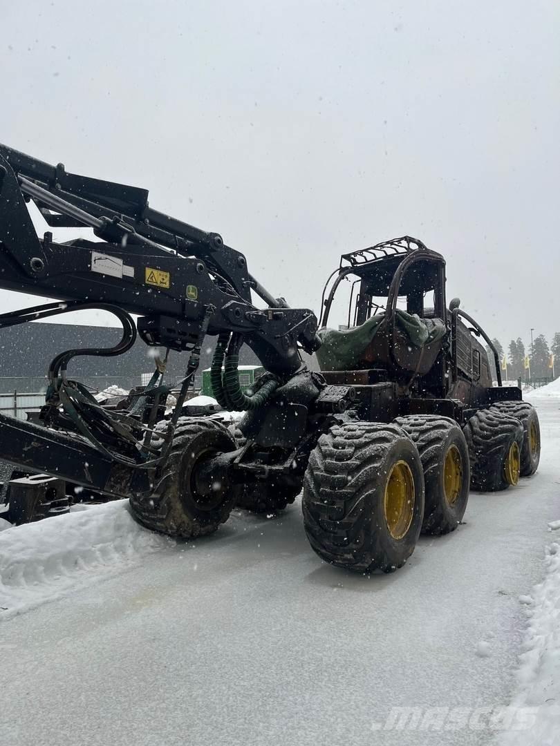 John Deere 1270G Harvesteri
