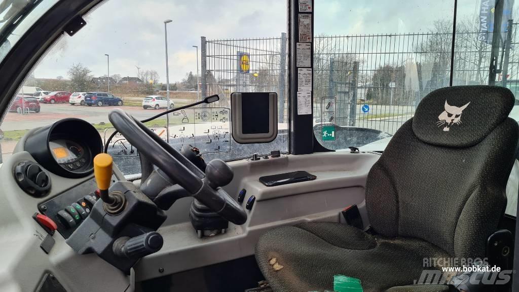 Bobcat TL 38.70 HF Teleskopiskie manipulatori
