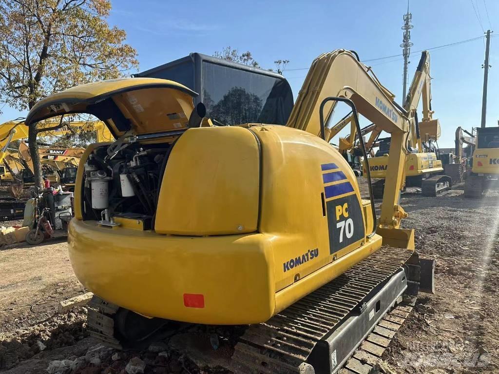 Komatsu PC 70 Vidēja lieluma ekskavatori 7 t - 12 t