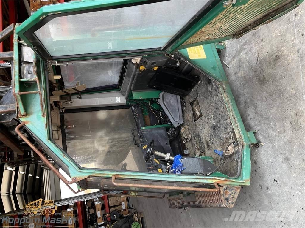 Timberjack 1270 Kabīnes un interjers