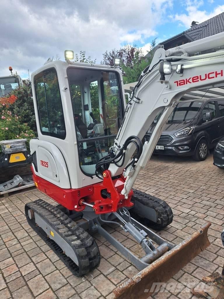 Takeuchi TB 225 Mini ekskavatori < 7 t