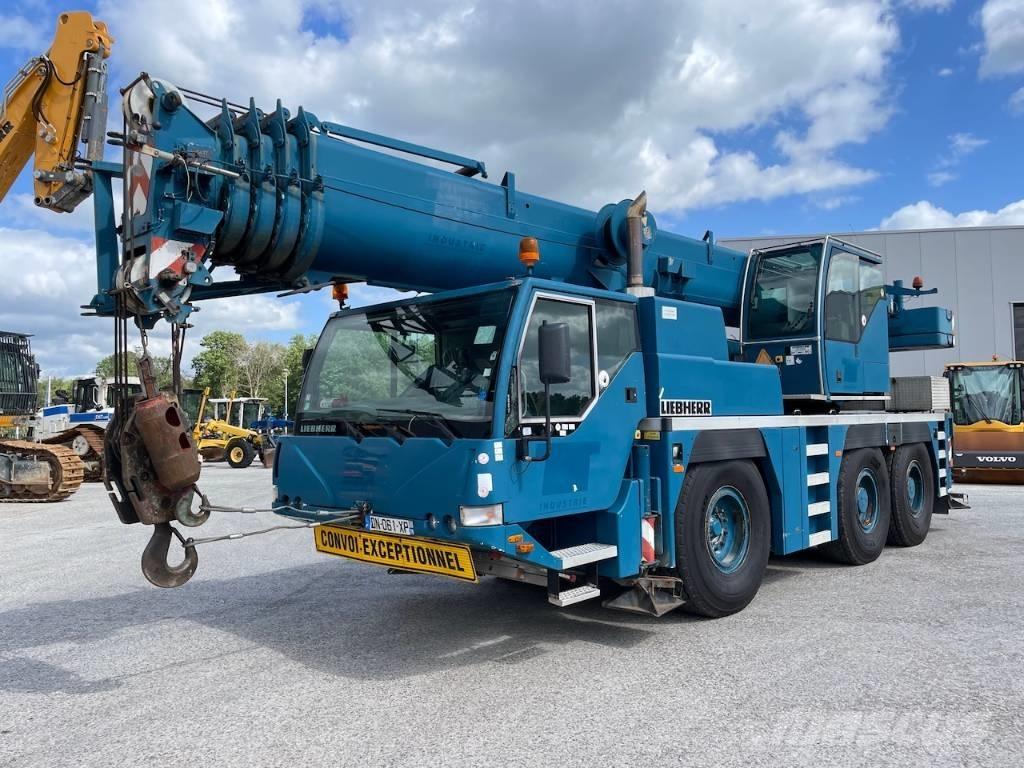 Liebherr LTM 1055-1 Visurgājēji celtņi